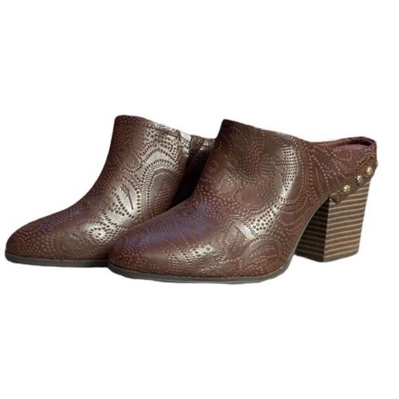 NWOB Easy Street  Women's Size 8,5 WW Slip on Mules Shoes Brown Leather - Picture 1 of 5